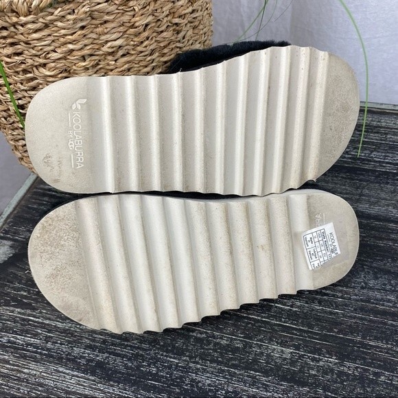 UGG black Koolaburra fuzzy Fuzz’n Slide Cozy Slippers Kid Child Shoes 12 2 - Picture 4 of 8